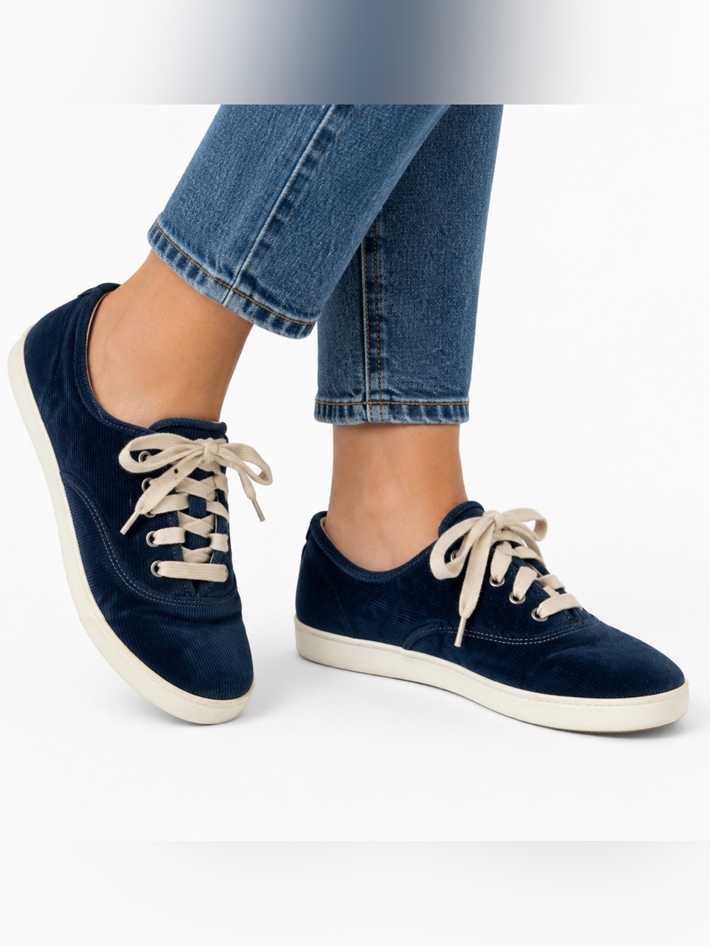 Taos Navy Guest Star Corduroy Lace-Up Sneakers Cream Laces Women’s SZ 7.5